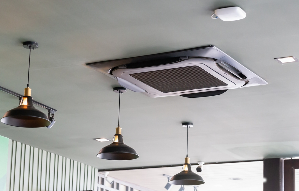 Installation de climatisation cassette pour restaurant en Ile de France IDF